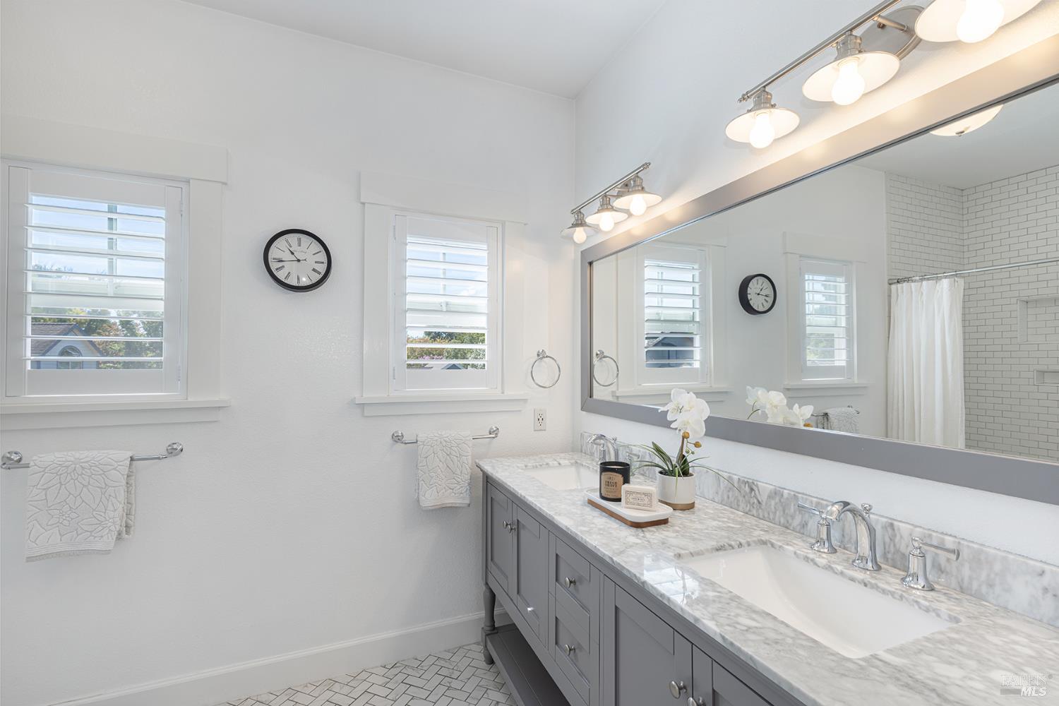 Detail Gallery Image 39 of 63 For 12 Nicholas Ct, Napa,  CA 94558 - 3 Beds | 2/1 Baths