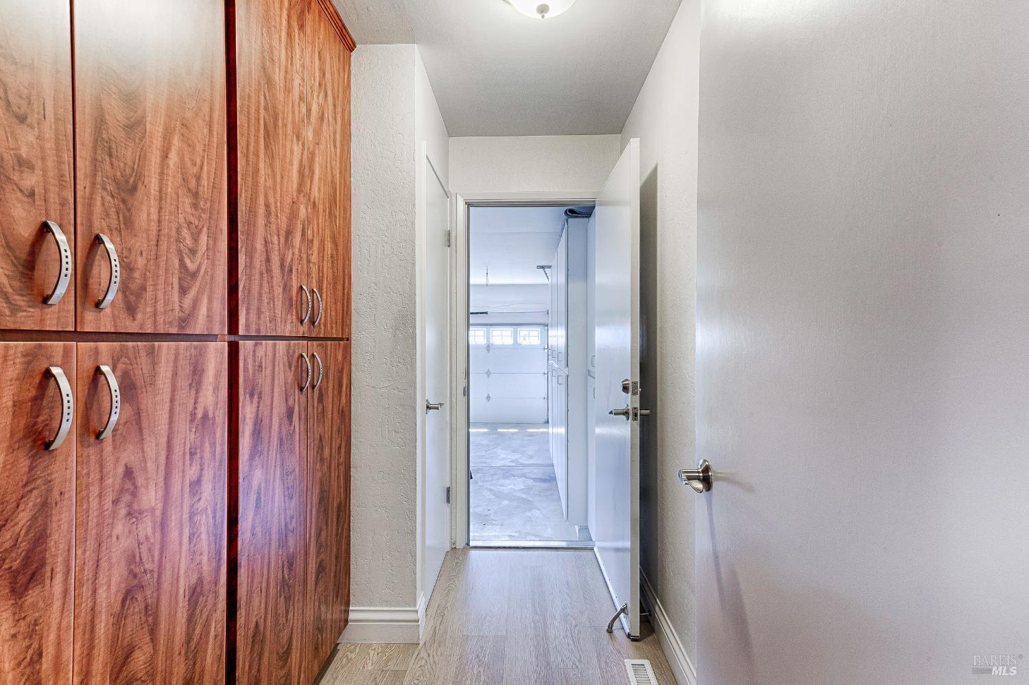 Detail Gallery Image 51 of 63 For 8862 Oak Trail Pl, Santa Rosa,  CA 95409 - 2 Beds | 2 Baths