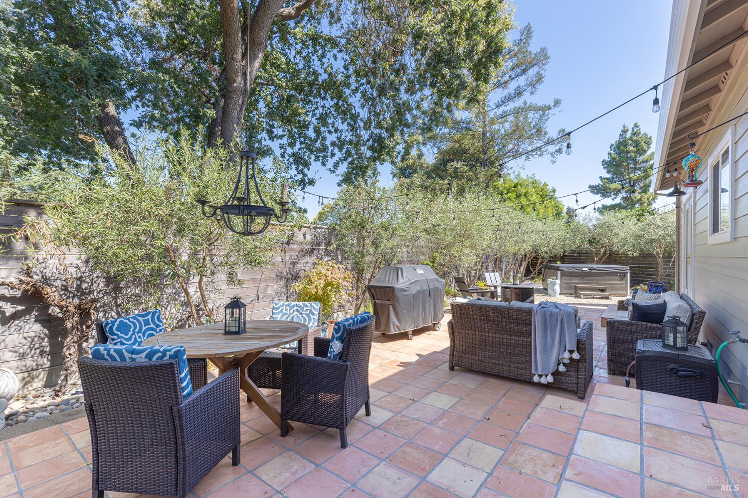 Detail Gallery Image 62 of 63 For 12 Nicholas Ct, Napa,  CA 94558 - 3 Beds | 2/1 Baths
