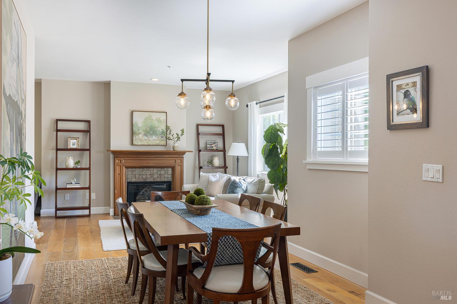 Detail Gallery Image 4 of 63 For 12 Nicholas Ct, Napa,  CA 94558 - 3 Beds | 2/1 Baths