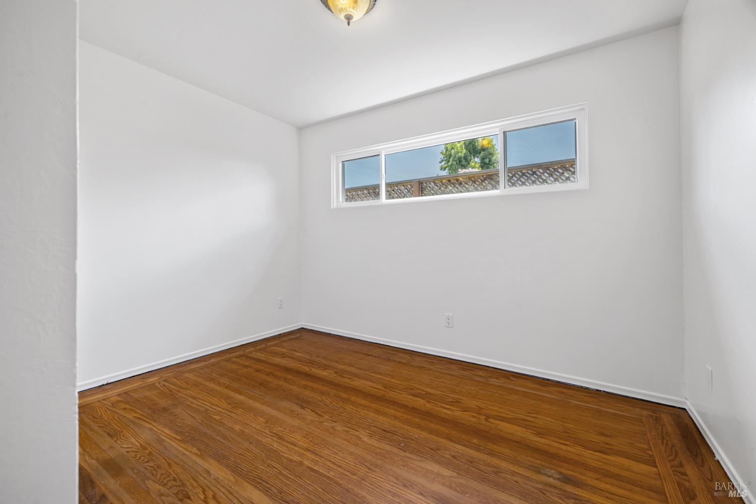 Detail Gallery Image 18 of 43 For 3767 Texas Dr, Santa Rosa,  CA 95405 - 3 Beds | 1/1 Baths