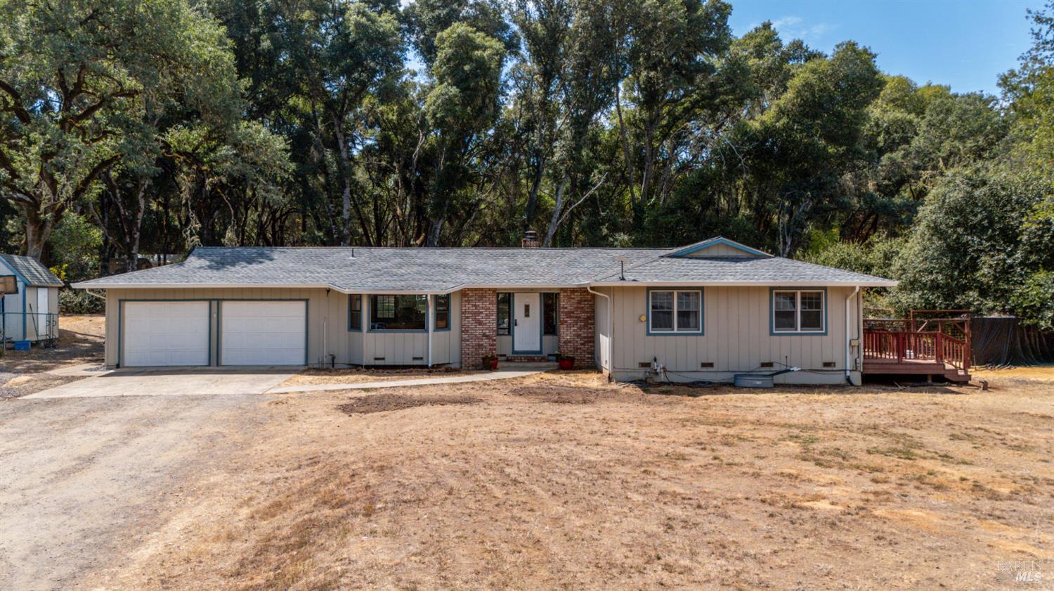 Detail Gallery Image 25 of 30 For 9510 W Side Potter Valley Rd, Potter Valley,  CA 95469 - 3 Beds | 2 Baths
