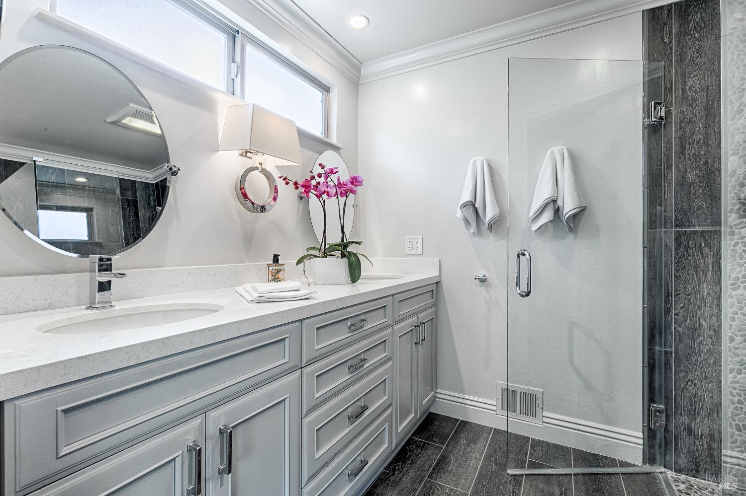 Detail Gallery Image 32 of 63 For 8862 Oak Trail Pl, Santa Rosa,  CA 95409 - 2 Beds | 2 Baths