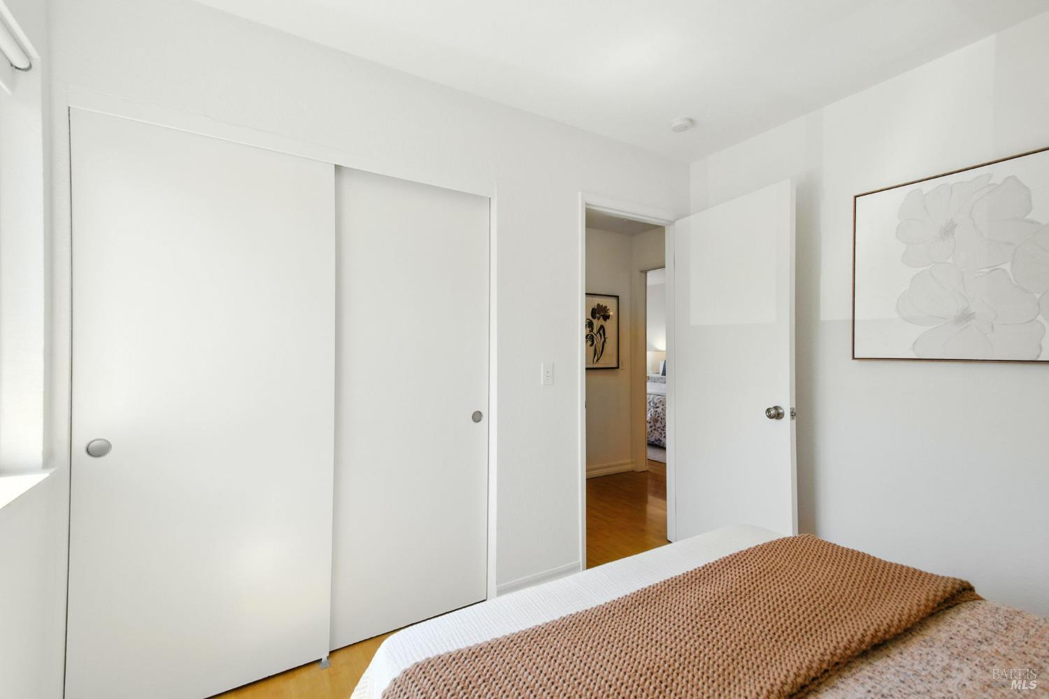 Detail Gallery Image 23 of 38 For 433 Enterprise Dr, Rohnert Park,  CA 94928 - 3 Beds | 2/1 Baths