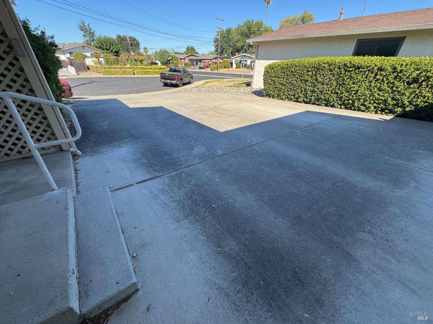 Detail Gallery Image 5 of 45 For 2040 Las Lomas Ct, Concord,  CA 94519 - 3 Beds | 2 Baths