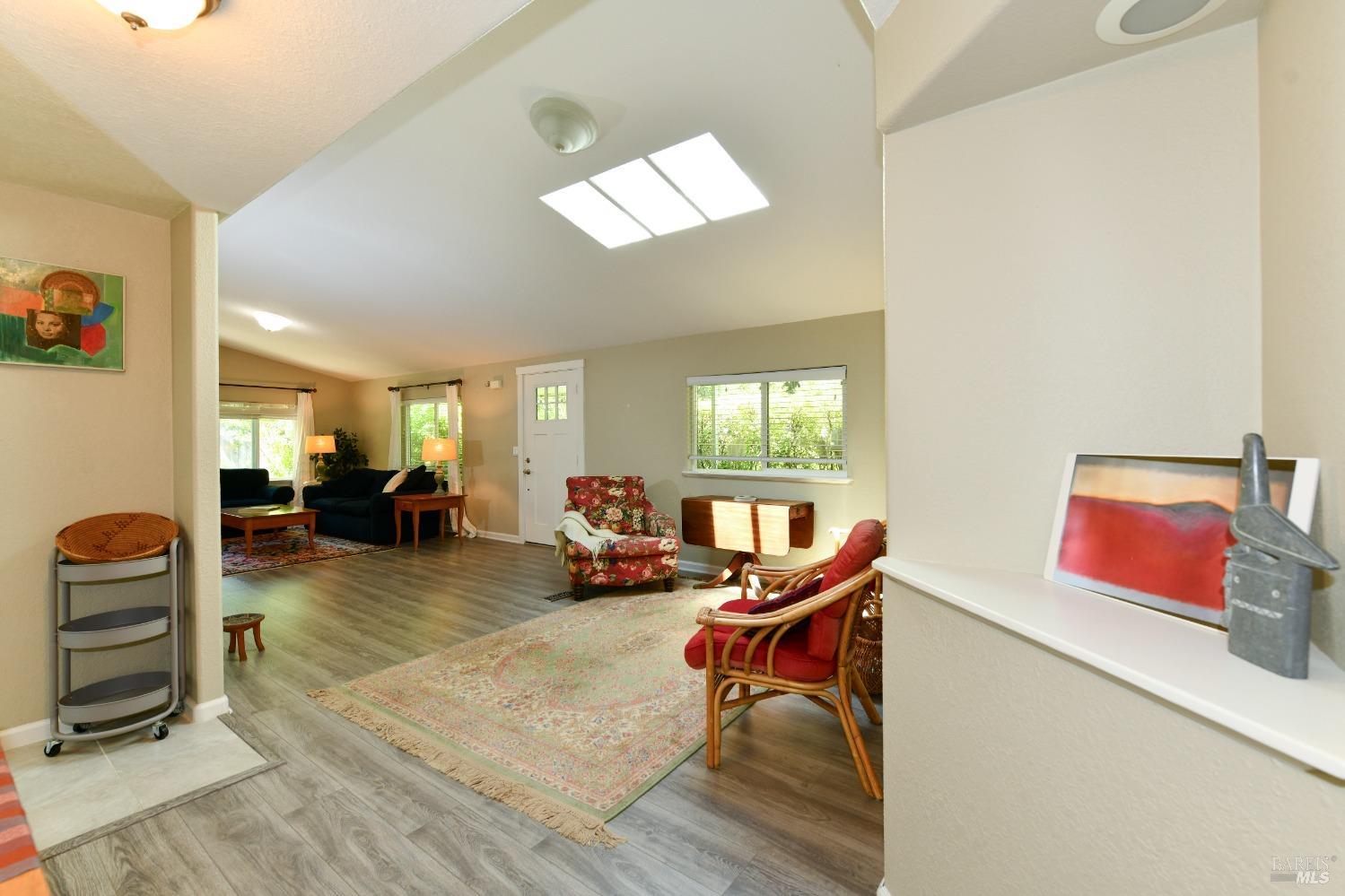 Detail Gallery Image 6 of 35 For 4 La Canada Ct, Saint Helena,  CA 94574 - 2 Beds | 2 Baths