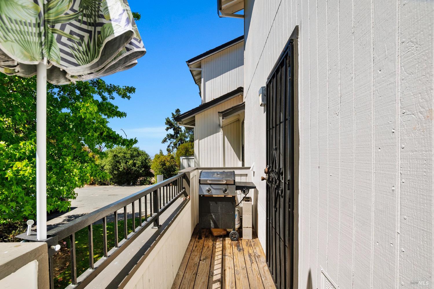 Detail Gallery Image 16 of 25 For 1 Frisbie St #415,  Vallejo,  CA 94590 - 2 Beds | 1/1 Baths