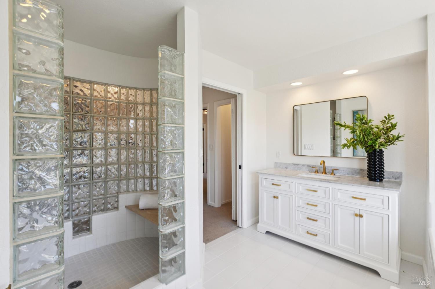 Detail Gallery Image 42 of 58 For 467 Cedar Hill Dr, San Rafael,  CA 94903 - 5 Beds | 3 Baths