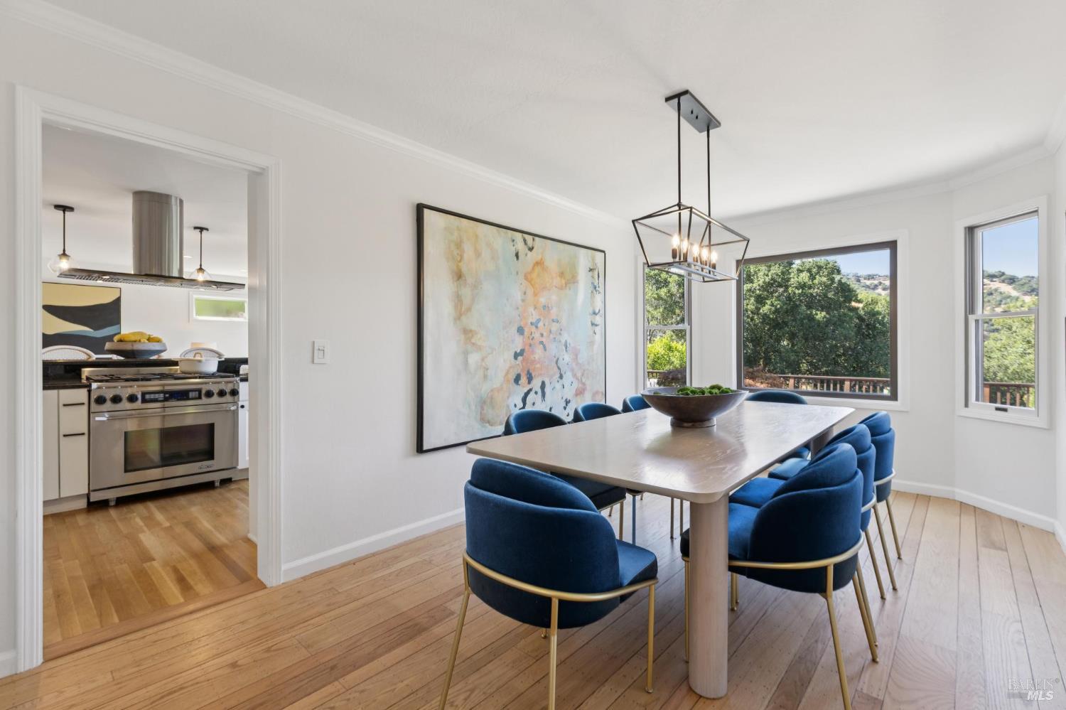 Detail Gallery Image 17 of 58 For 467 Cedar Hill Dr, San Rafael,  CA 94903 - 5 Beds | 3 Baths