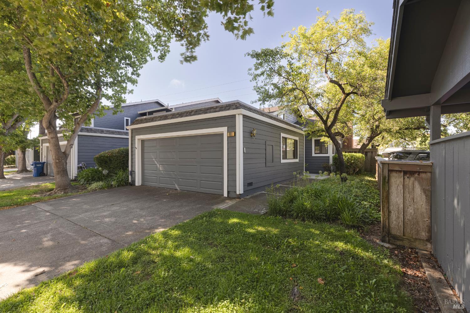 Detail Gallery Image 37 of 43 For 601 Marylyn Cir, Petaluma,  CA 94954 - 3 Beds | 2 Baths