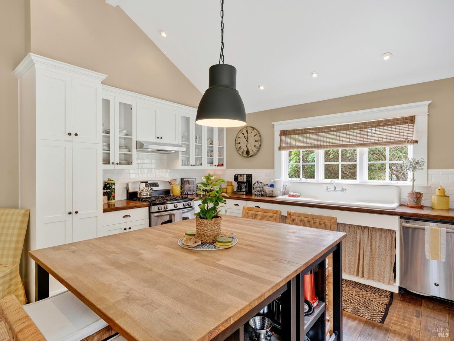 Detail Gallery Image 16 of 59 For 45050 Peterson St, Little River_1,  CA 95456 - 2 Beds | 1/1 Baths