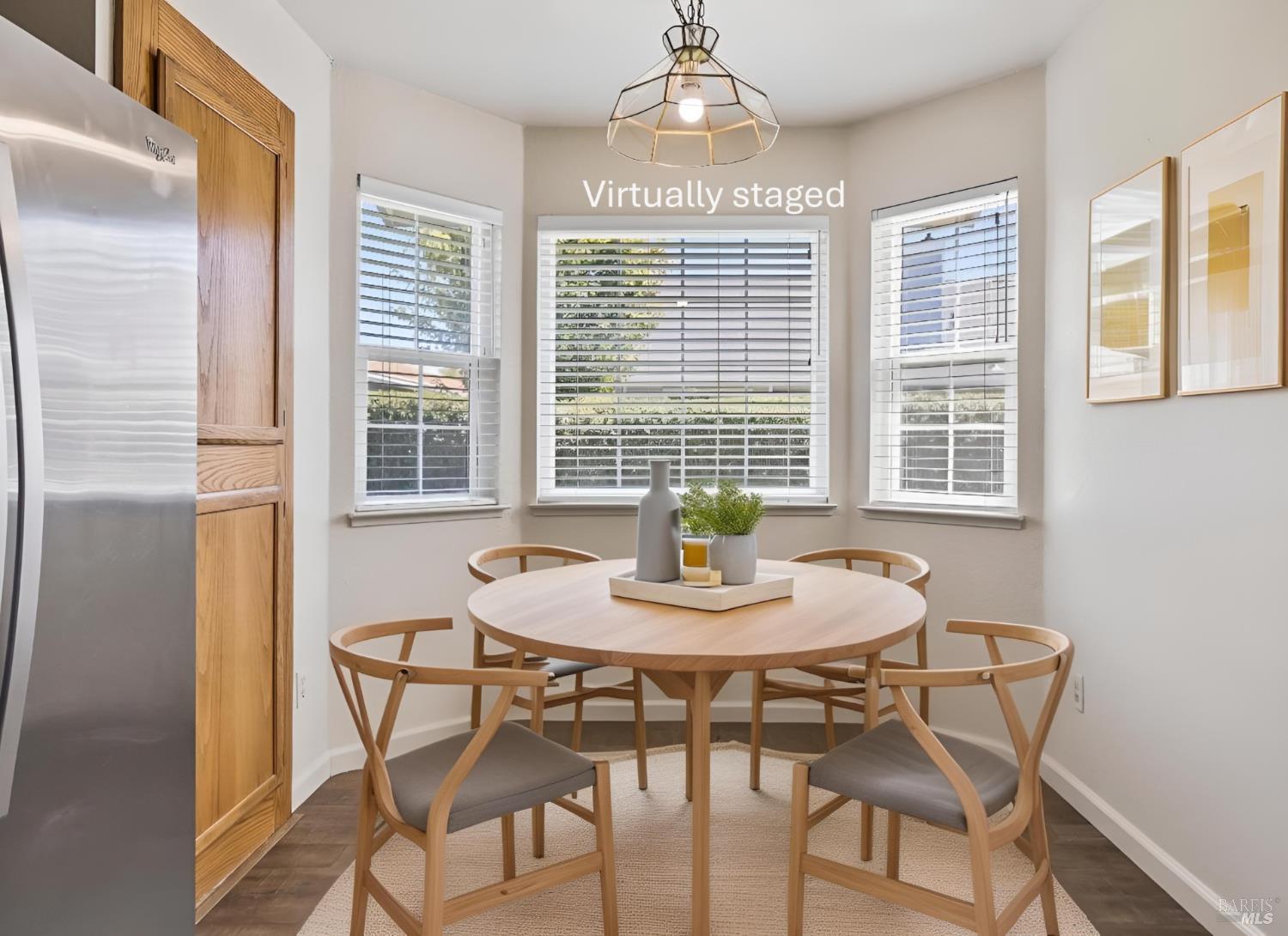 Detail Gallery Image 13 of 36 For 2189 Saint Augustine Cir, Petaluma,  CA 94954 - 3 Beds | 2/1 Baths