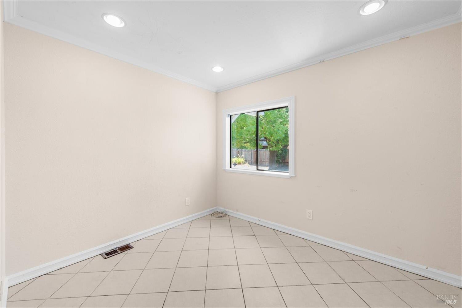 Detail Gallery Image 28 of 44 For 2195 Delpha Dr, Napa,  CA 94558 - 3 Beds | 2 Baths