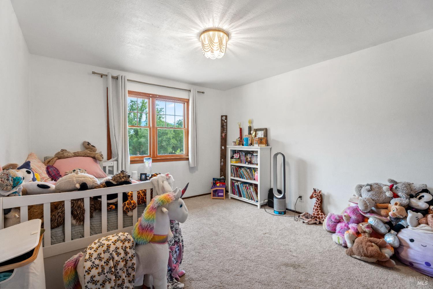 Detail Gallery Image 6 of 30 For 9510 W Side Potter Valley Rd, Potter Valley,  CA 95469 - 3 Beds | 2 Baths