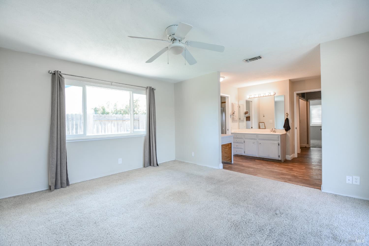 Detail Gallery Image 17 of 46 For 255 Alderglen Dr, Dixon,  CA 95620 - 4 Beds | 2 Baths