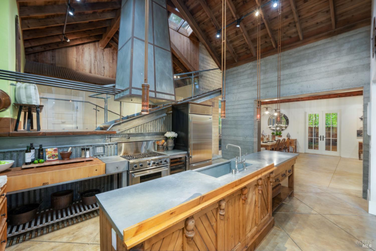 Detail Gallery Image 7 of 46 For 1711 Tainter St, Saint Helena,  CA 94574 - 4 Beds | 4/1 Baths