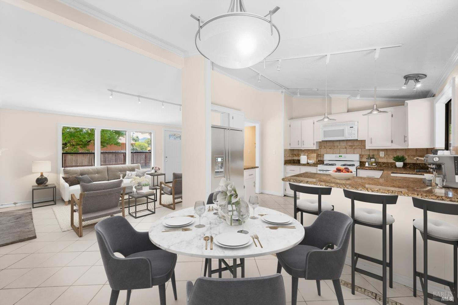 Detail Gallery Image 3 of 44 For 2195 Delpha Dr, Napa,  CA 94558 - 3 Beds | 2 Baths