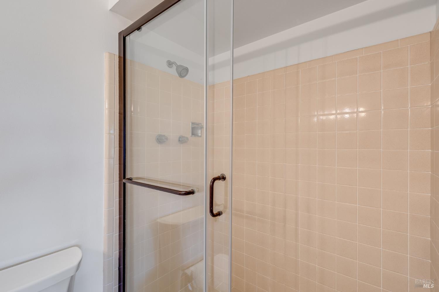 Detail Gallery Image 14 of 27 For 921 1st St, Sonoma,  CA 95476 - 2 Beds | 2 Baths