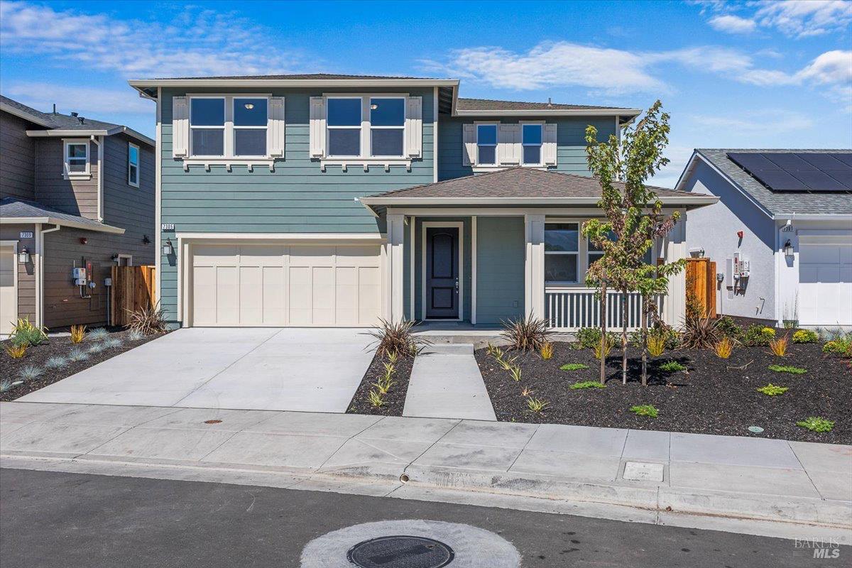 Detail Gallery Image 1 of 31 For 7305 Willowglen Dr, Rohnert Park,  CA 94928 - 4 Beds | 3/1 Baths