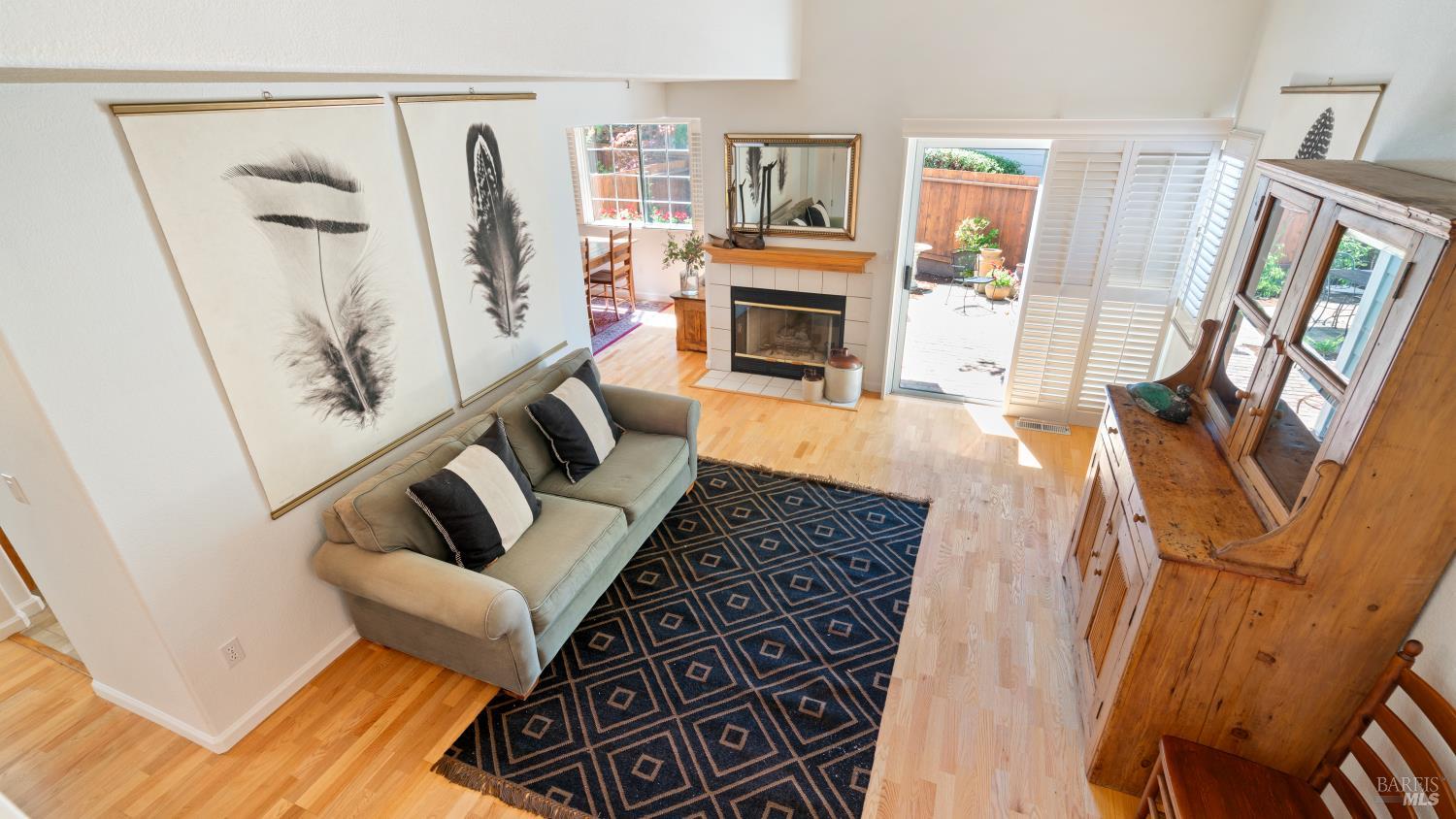 Detail Gallery Image 18 of 55 For 871 Chardonnay Cir, Petaluma,  CA 94954 - 3 Beds | 2/1 Baths