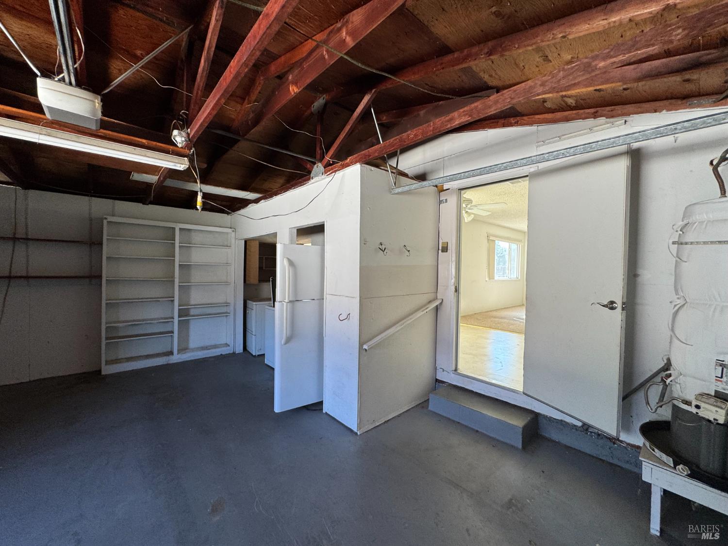 Detail Gallery Image 32 of 45 For 2040 Las Lomas Ct, Concord,  CA 94519 - 3 Beds | 2 Baths