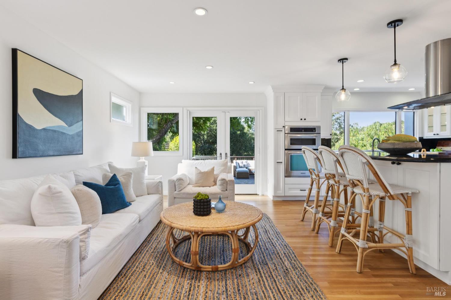 Detail Gallery Image 24 of 58 For 467 Cedar Hill Dr, San Rafael,  CA 94903 - 5 Beds | 3 Baths