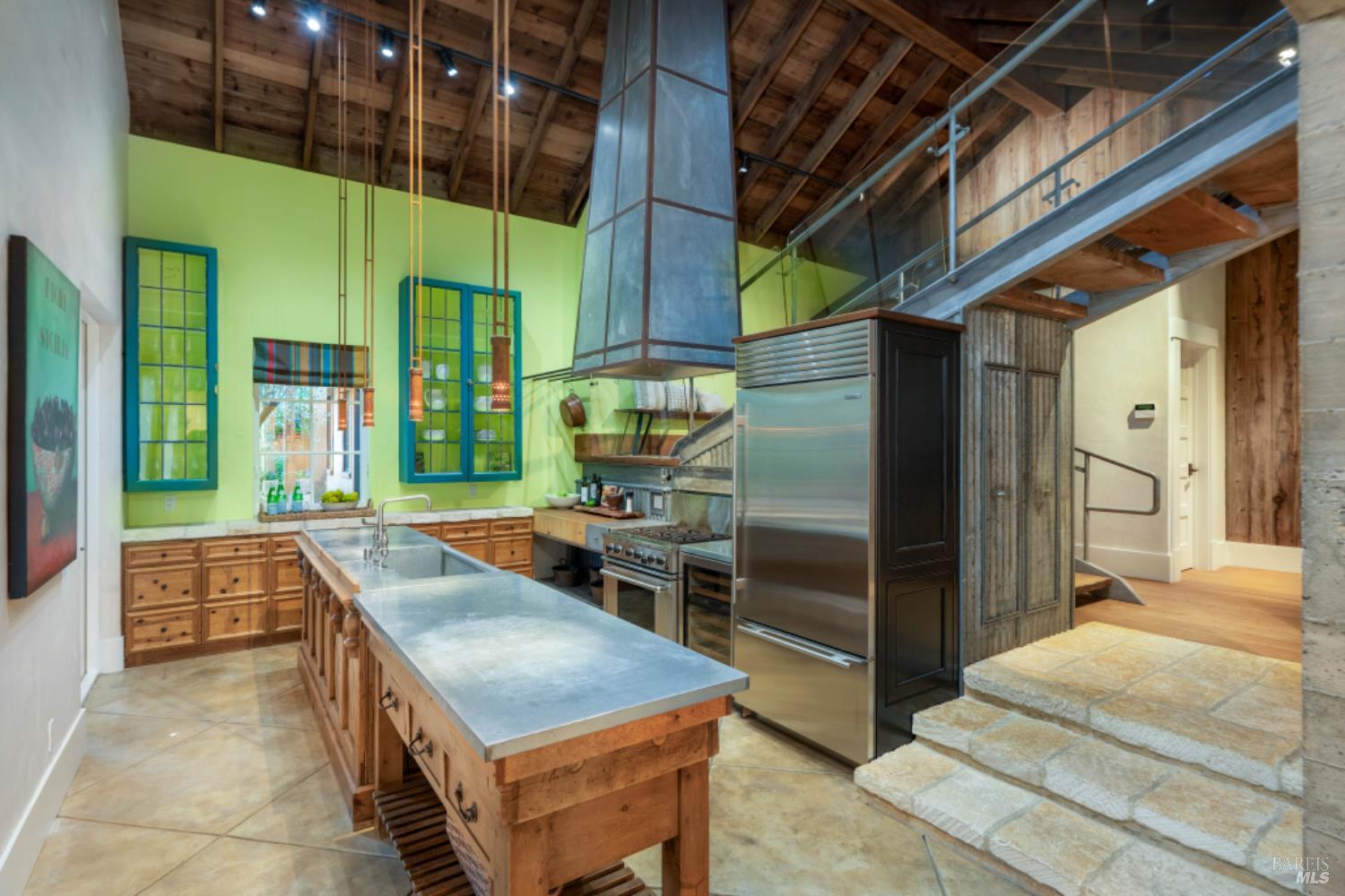 Detail Gallery Image 8 of 46 For 1711 Tainter St, Saint Helena,  CA 94574 - 4 Beds | 4/1 Baths