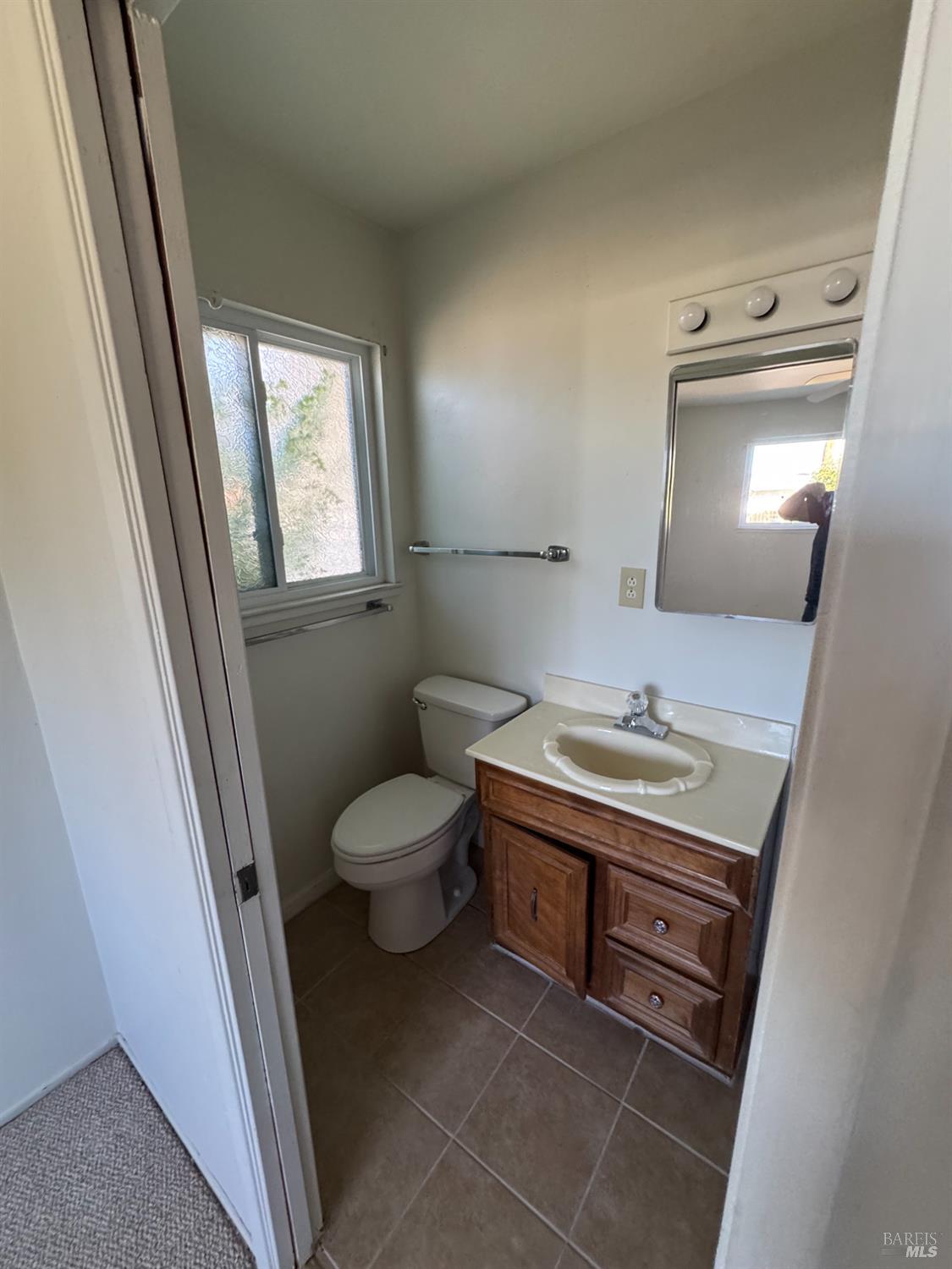 Detail Gallery Image 23 of 45 For 2040 Las Lomas Ct, Concord,  CA 94519 - 3 Beds | 2 Baths
