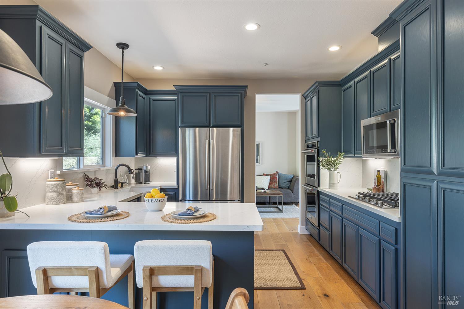 Detail Gallery Image 3 of 63 For 12 Nicholas Ct, Napa,  CA 94558 - 3 Beds | 2/1 Baths