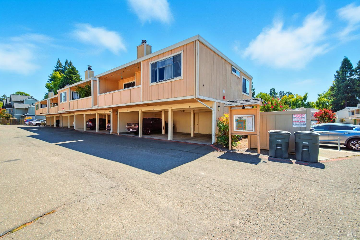 Detail Gallery Image 38 of 38 For 433 Enterprise Dr, Rohnert Park,  CA 94928 - 3 Beds | 2/1 Baths