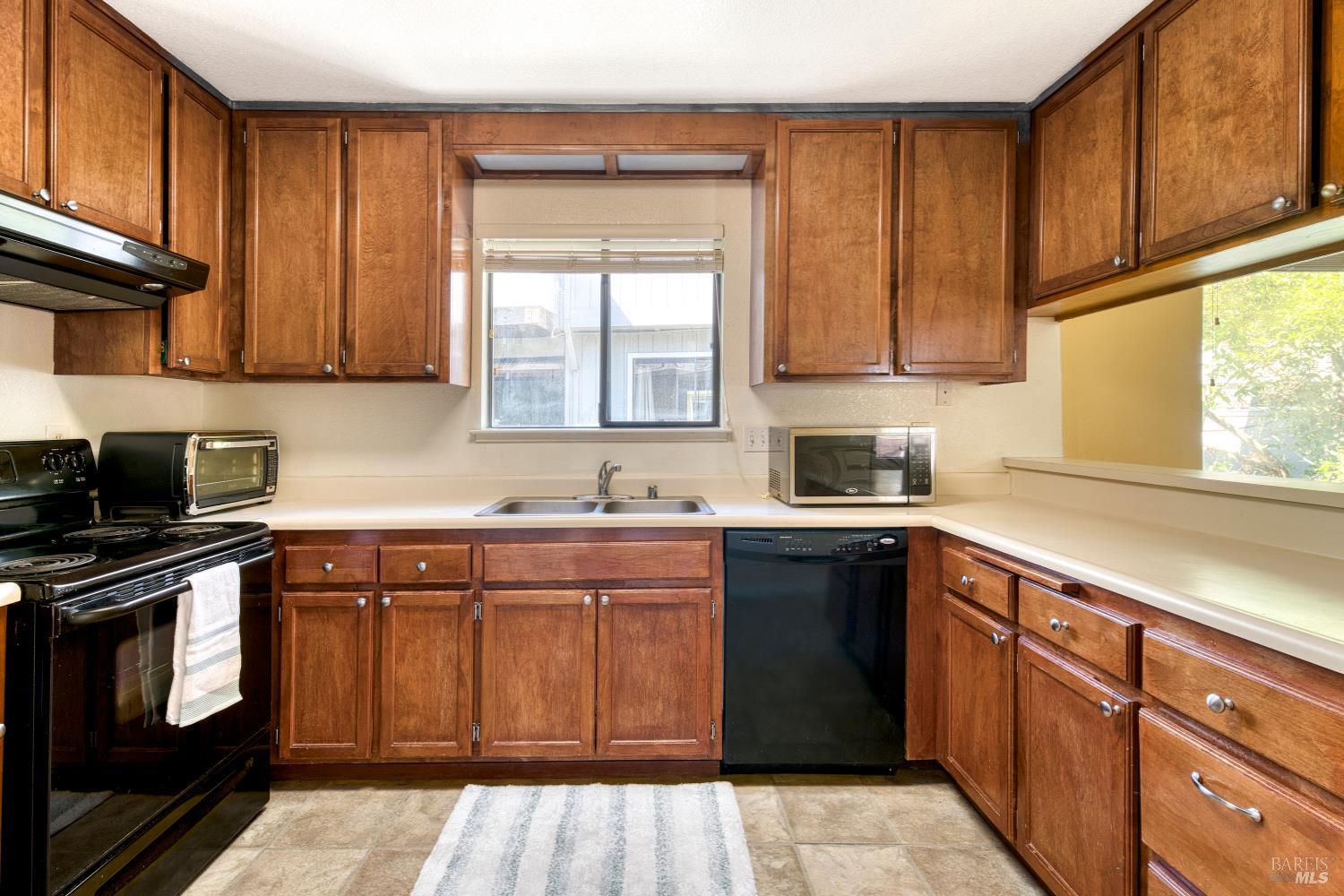 Detail Gallery Image 5 of 26 For 122 Posada Del Sol Unkn, Novato,  CA 94949 - 2 Beds | 2 Baths