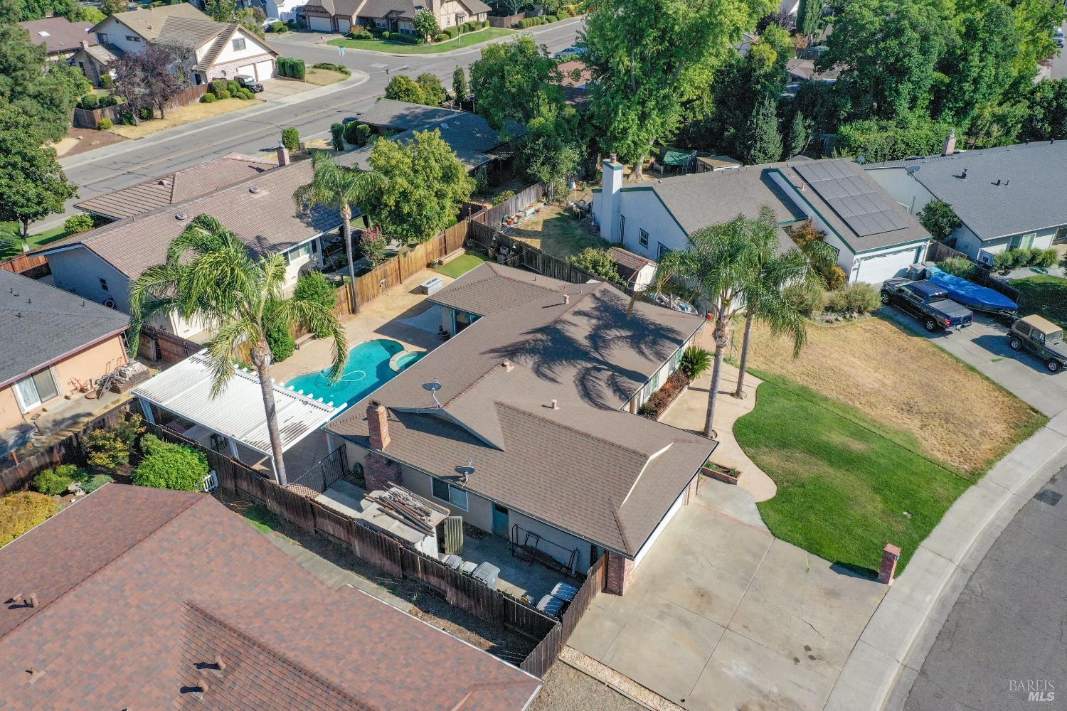 Detail Gallery Image 43 of 46 For 255 Alderglen Dr, Dixon,  CA 95620 - 4 Beds | 2 Baths