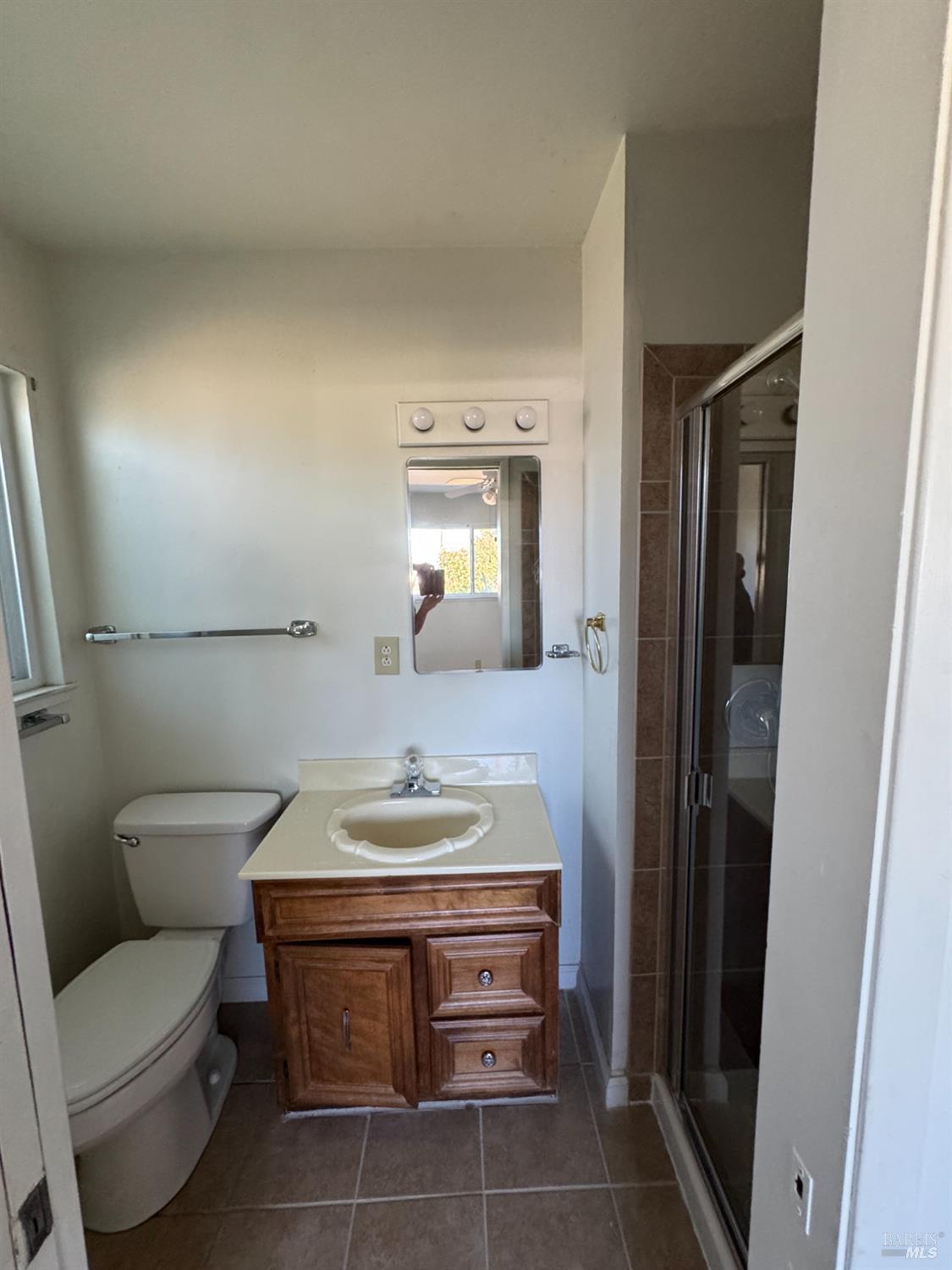 Detail Gallery Image 27 of 45 For 2040 Las Lomas Ct, Concord,  CA 94519 - 3 Beds | 2 Baths