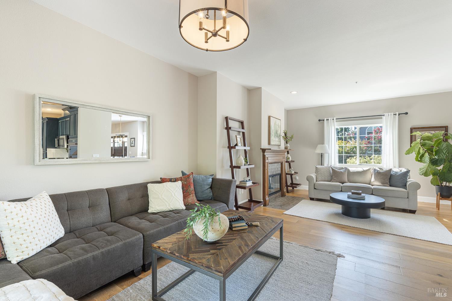 Detail Gallery Image 15 of 63 For 12 Nicholas Ct, Napa,  CA 94558 - 3 Beds | 2/1 Baths