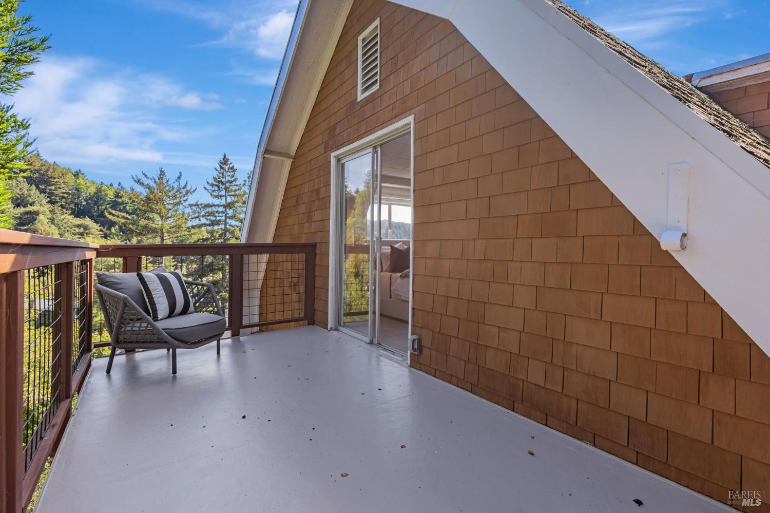 Detail Gallery Image 22 of 37 For 47 Coronet Ave, Mill Valley,  CA 94941 - 5 Beds | 4 Baths