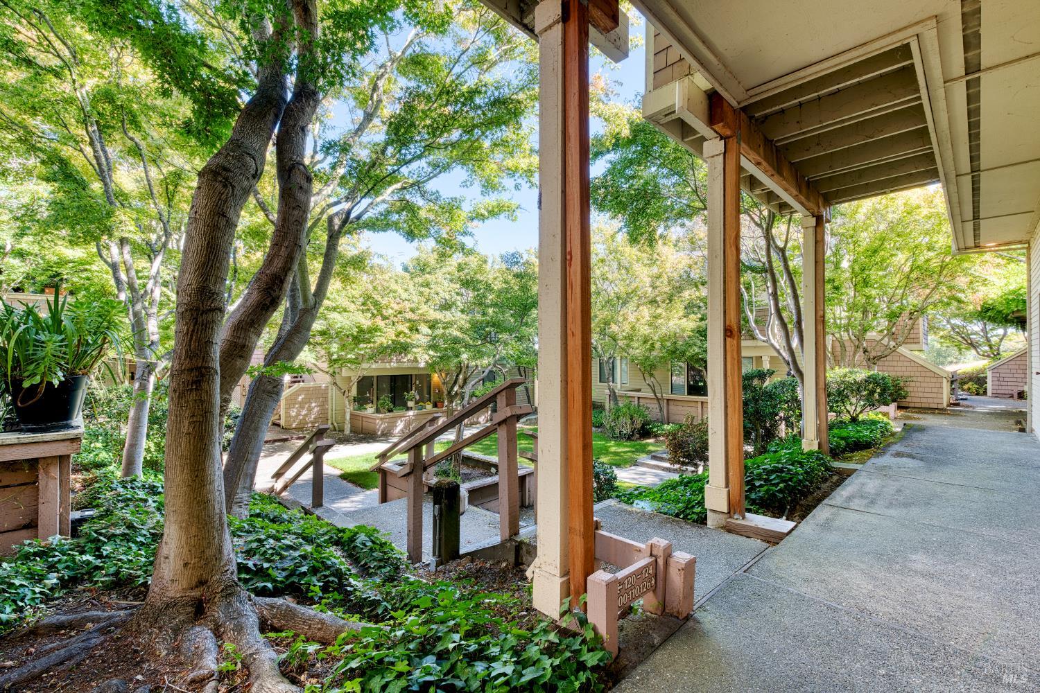 Detail Gallery Image 23 of 26 For 122 Posada Del Sol Unkn, Novato,  CA 94949 - 2 Beds | 2 Baths