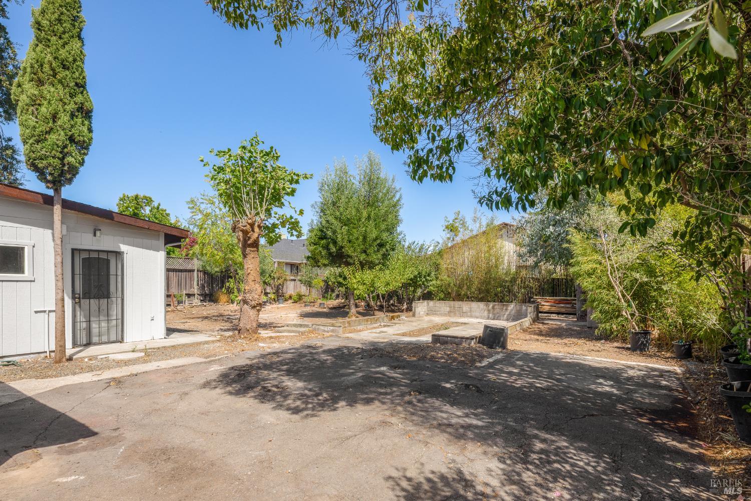 Detail Gallery Image 22 of 28 For 605 Curtin Ln, Sonoma,  CA 95476 - 3 Beds | 2 Baths