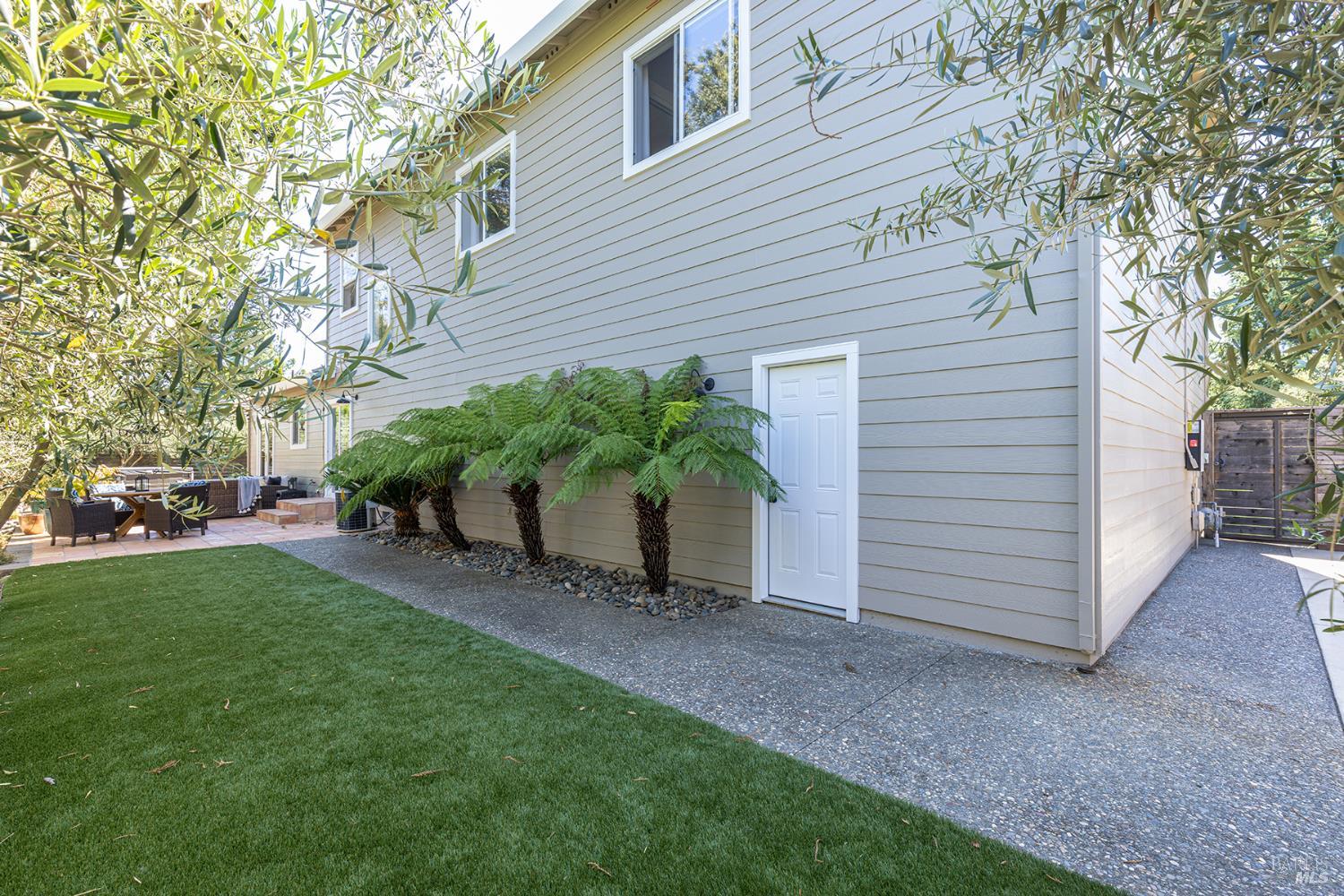 Detail Gallery Image 23 of 63 For 12 Nicholas Ct, Napa,  CA 94558 - 3 Beds | 2/1 Baths
