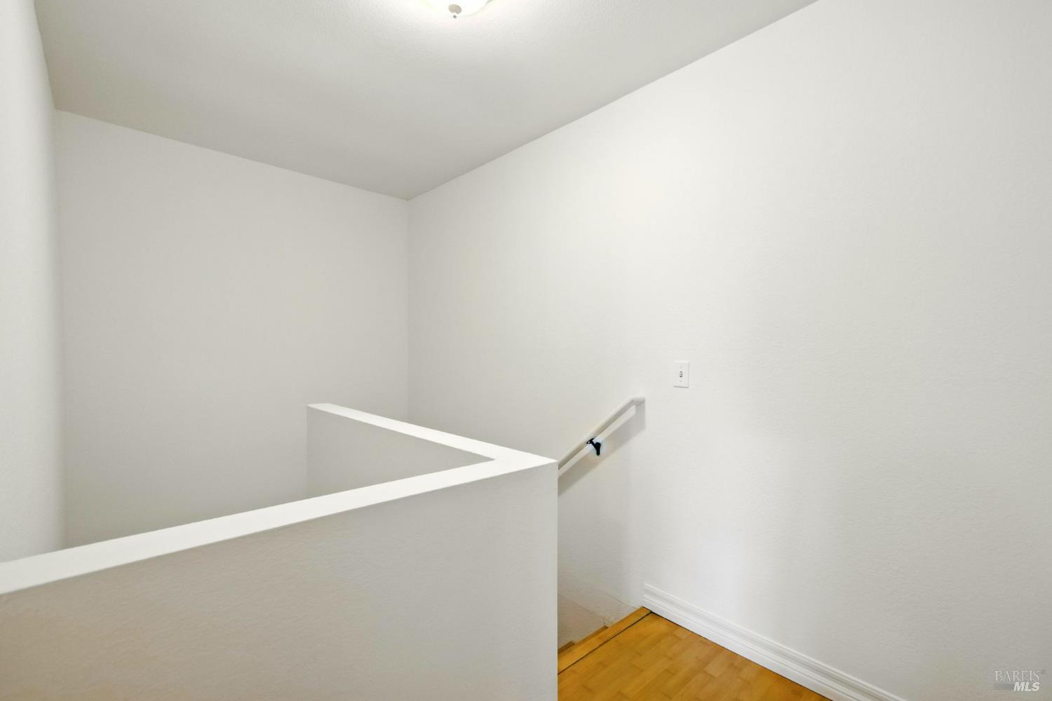 Detail Gallery Image 17 of 38 For 433 Enterprise Dr, Rohnert Park,  CA 94928 - 3 Beds | 2/1 Baths