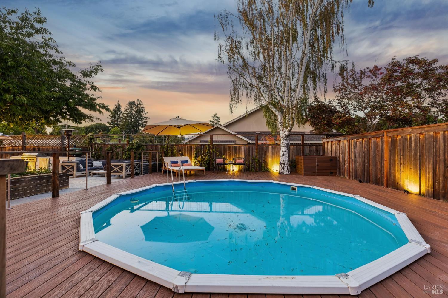 Detail Gallery Image 40 of 51 For 770 Eucalyptus Ave, Novato,  CA 94947 - 3 Beds | 2 Baths