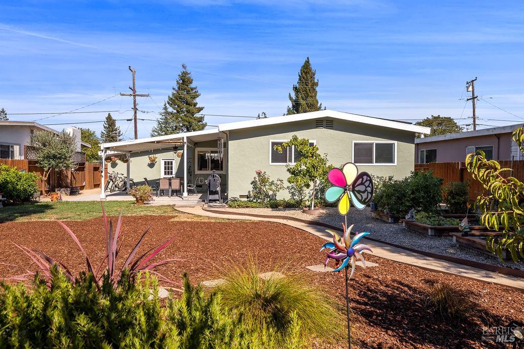 Detail Gallery Image 42 of 59 For 429 Greenbach St, Napa,  CA 94559 - 3 Beds | 2 Baths