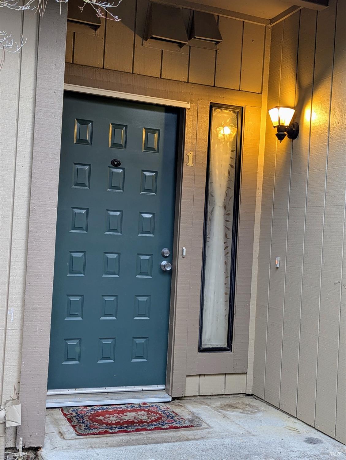 Detail Gallery Image 26 of 32 For 1 Columbine Ln, Novato,  CA 94947 - 3 Beds | 2/1 Baths