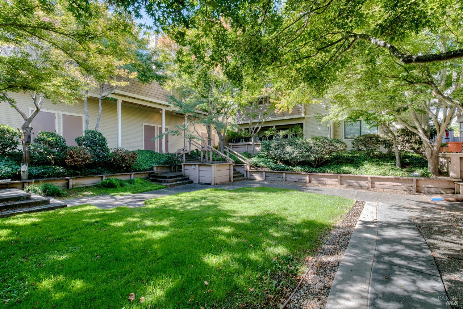 Detail Gallery Image 11 of 26 For 122 Posada Del Sol Unkn, Novato,  CA 94949 - 2 Beds | 2 Baths