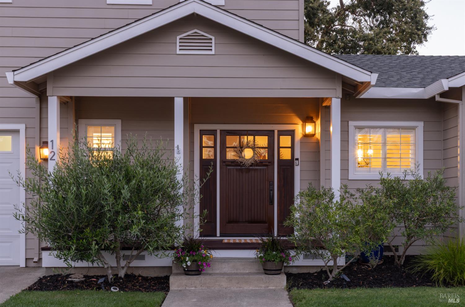 Detail Gallery Image 10 of 63 For 12 Nicholas Ct, Napa,  CA 94558 - 3 Beds | 2/1 Baths