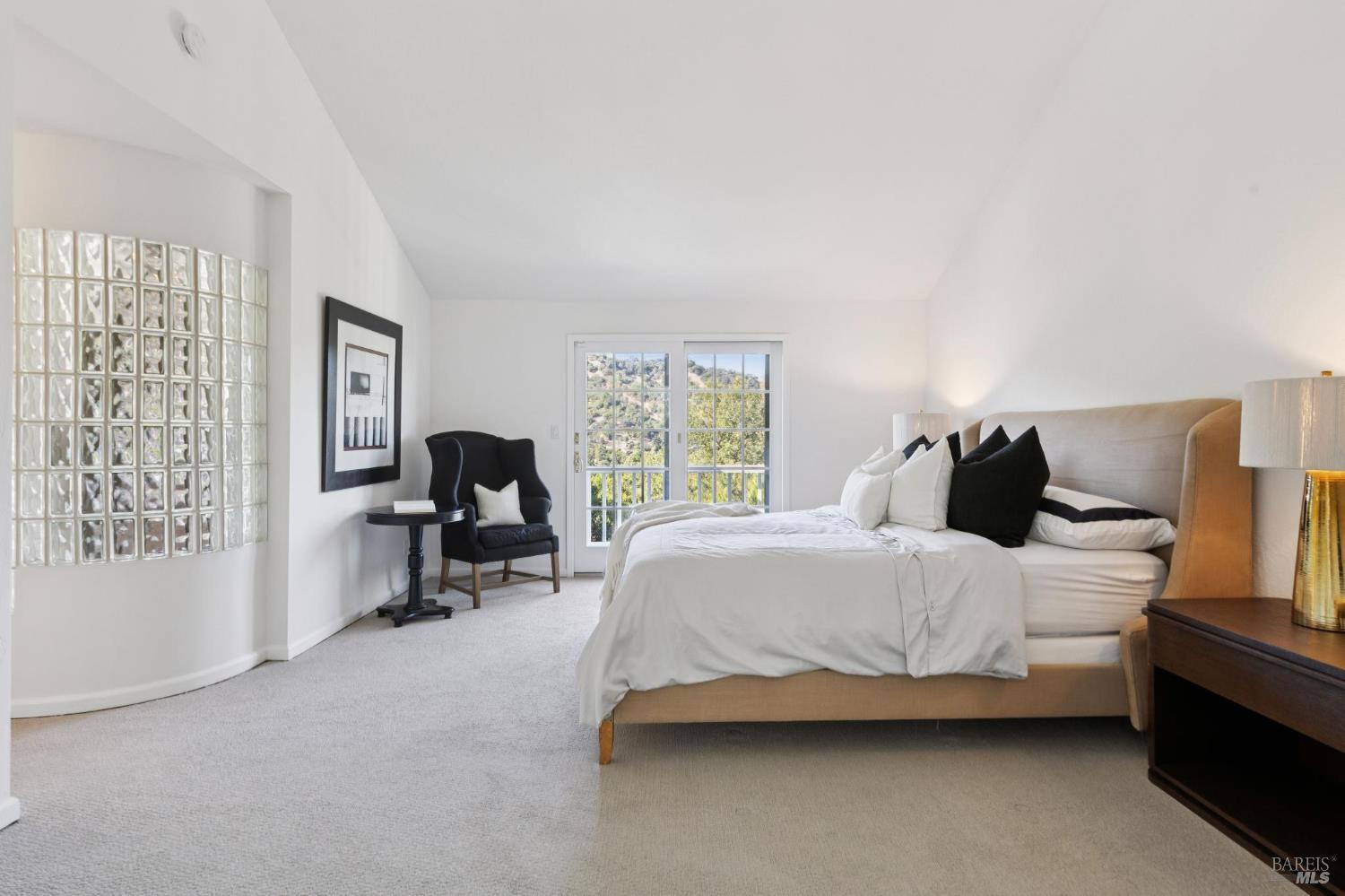 Detail Gallery Image 30 of 58 For 467 Cedar Hill Dr, San Rafael,  CA 94903 - 5 Beds | 3 Baths