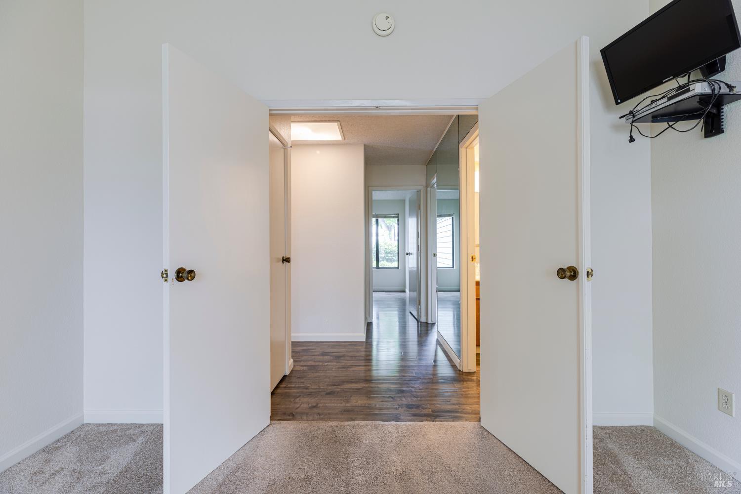 Detail Gallery Image 18 of 43 For 601 Marylyn Cir, Petaluma,  CA 94954 - 3 Beds | 2 Baths