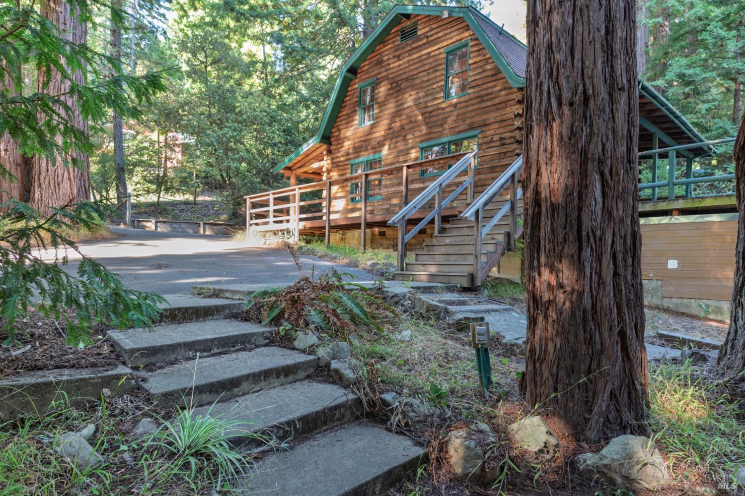 Detail Gallery Image 7 of 29 For 45991 Pacific Woods Rd, Gualala,  CA 95445 - 2 Beds | 3 Baths