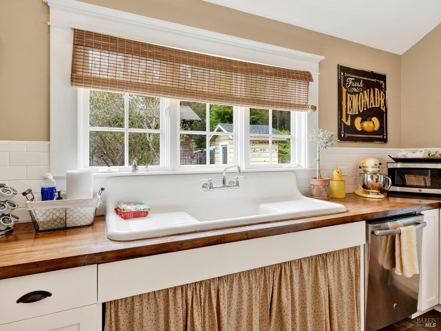Detail Gallery Image 20 of 59 For 45050 Peterson St, Little River_1,  CA 95456 - 2 Beds | 1/1 Baths