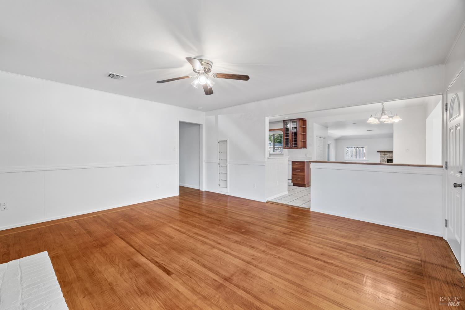 Detail Gallery Image 6 of 43 For 3767 Texas Dr, Santa Rosa,  CA 95405 - 3 Beds | 1/1 Baths