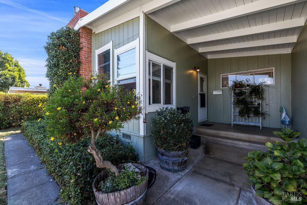 Detail Gallery Image 8 of 59 For 429 Greenbach St, Napa,  CA 94559 - 3 Beds | 2 Baths